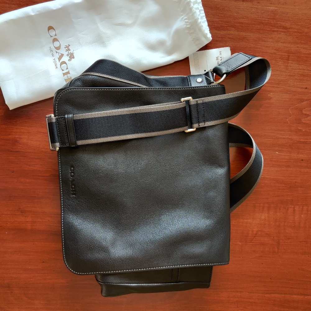 NWT Coach Crossbody Black Map/Messenger Bag